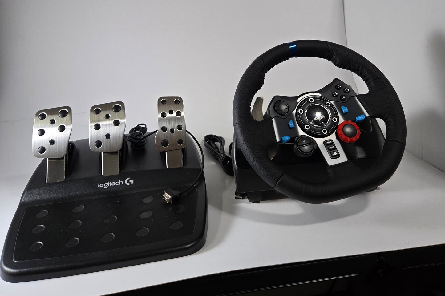 Logitech G29 Driving Force Steering Wheel & Pedals Combo for PS5/PS4/PC