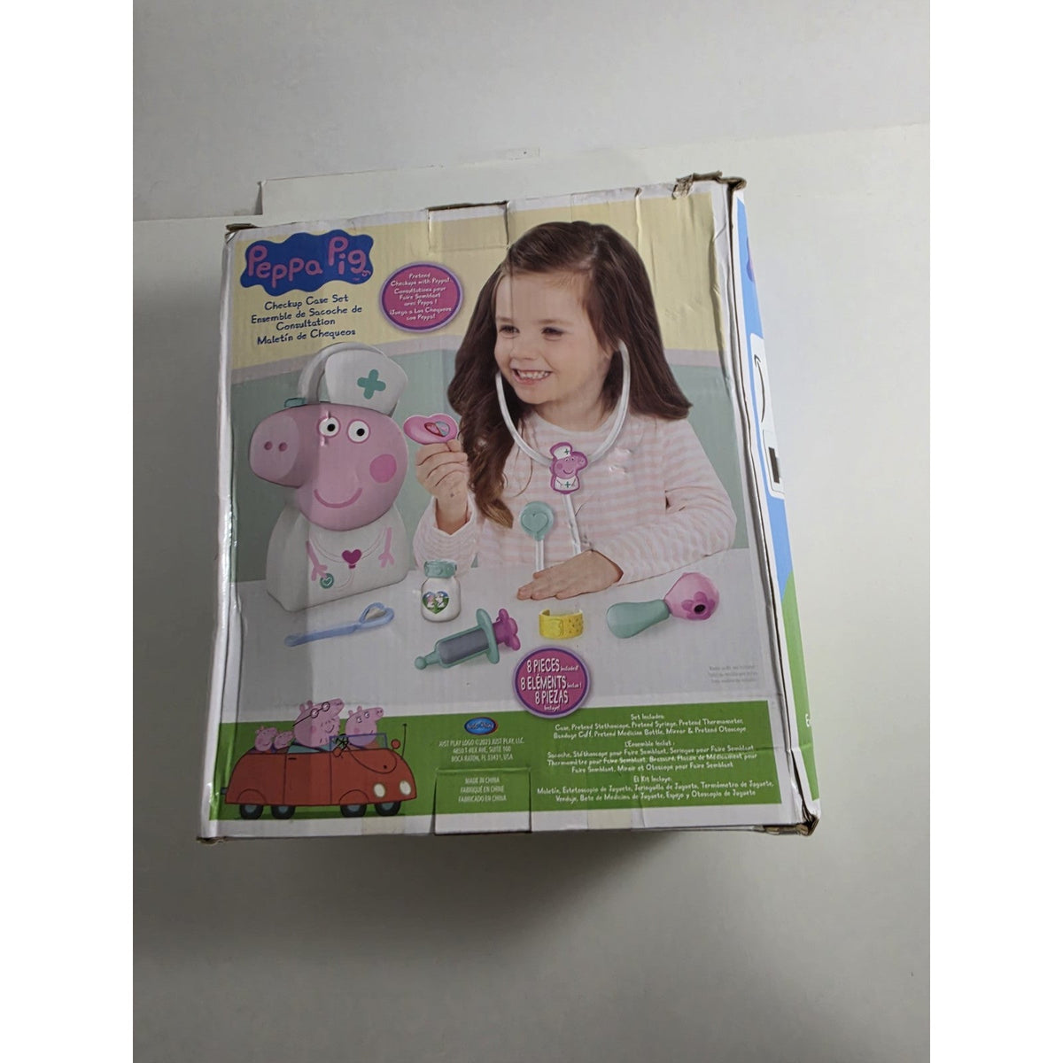 Peppa Pig Checkup Case Set with Carry Handle, 8-Piece Doctor Kit