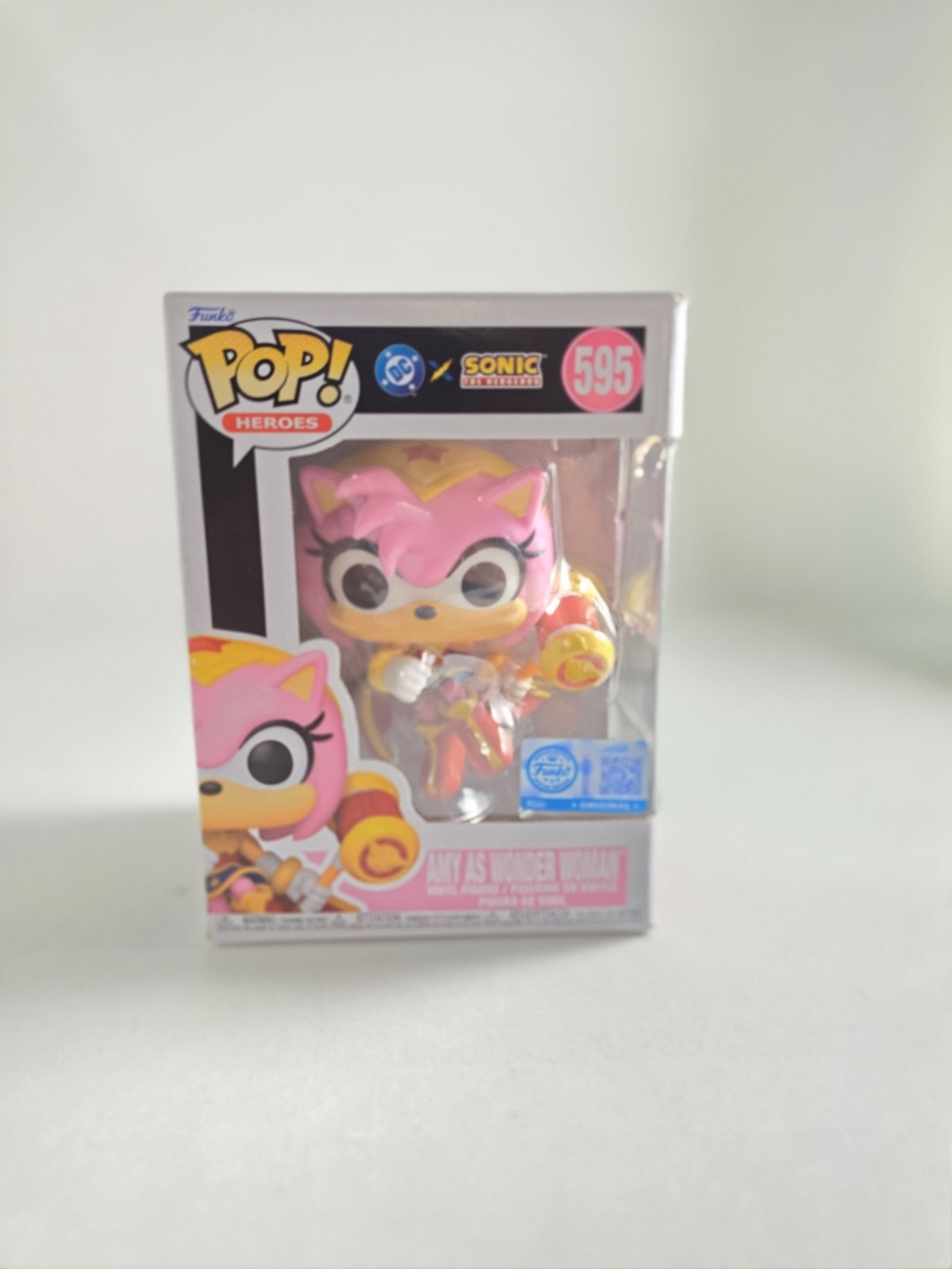 Funko Pop Amy Wonder Woman box back