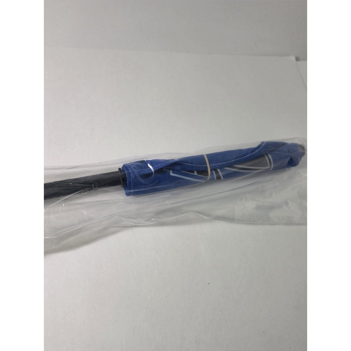 Double-Sided Dallas Mavericks Car Flag, 16" x 19" Black Pole, Rico Industries