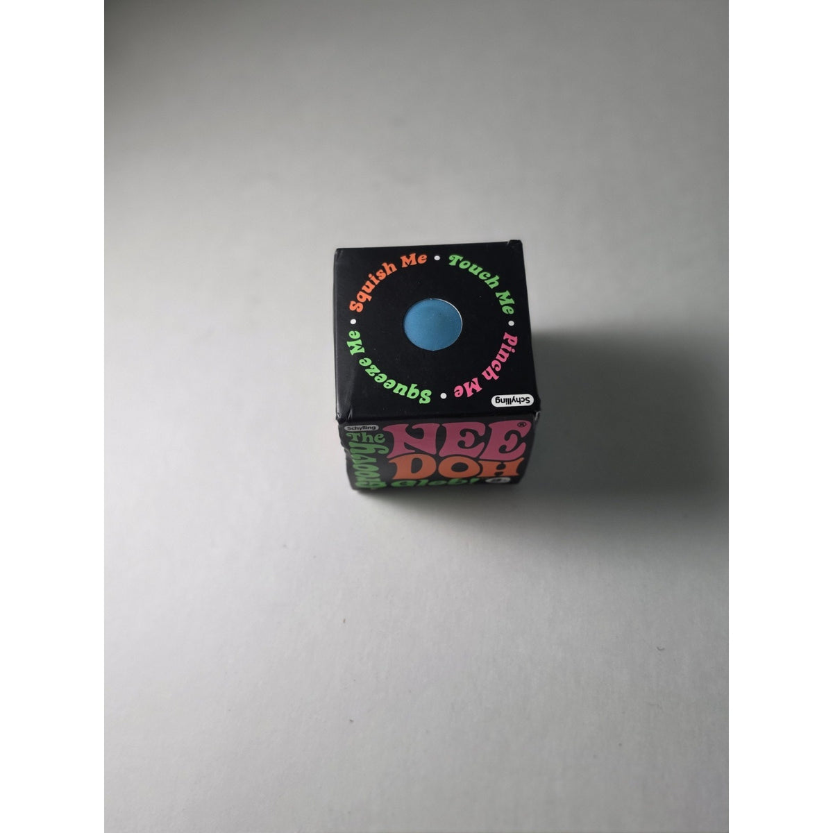 Super NeeDoh Groovy Glob – Blue — New & Authentic!