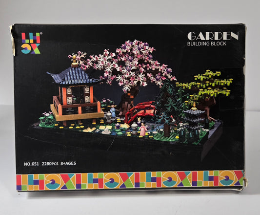Micro Building Blocks Set LHCX Chinese Zen Garden Architecture & Cherry Blossoms