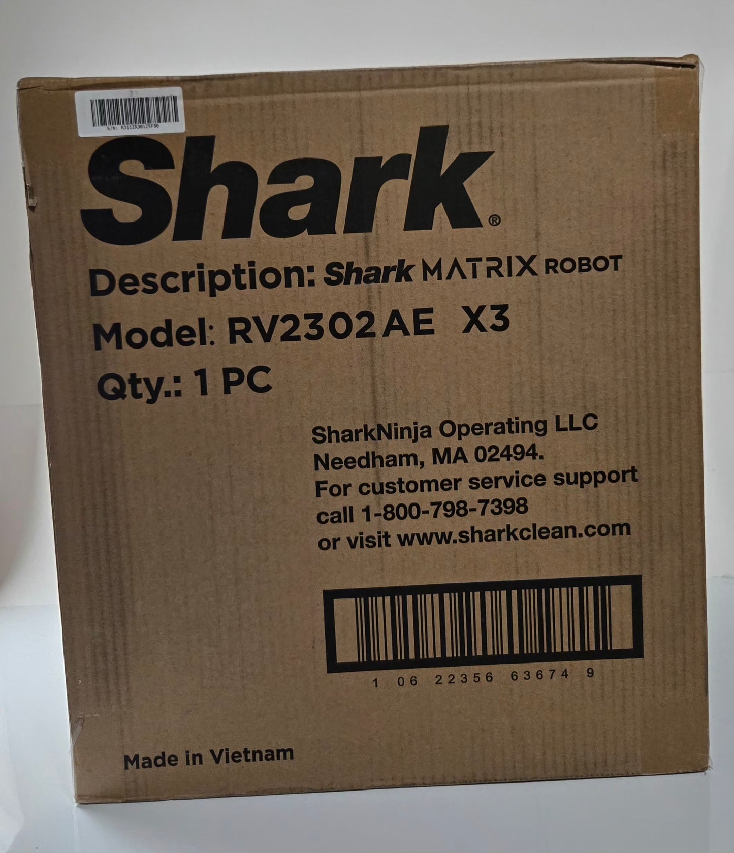 Shark Matrix Robot Vacuum with Self-Emptying Base RV2302AE– Brand New