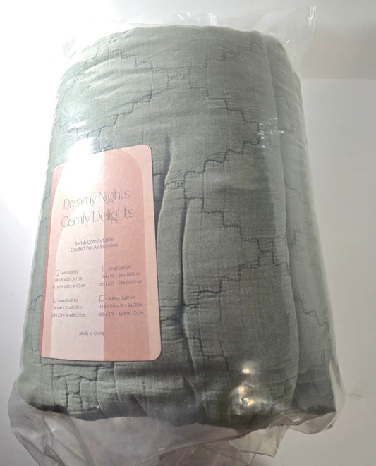 Palassio Olive Green Queen Size Quilt Set